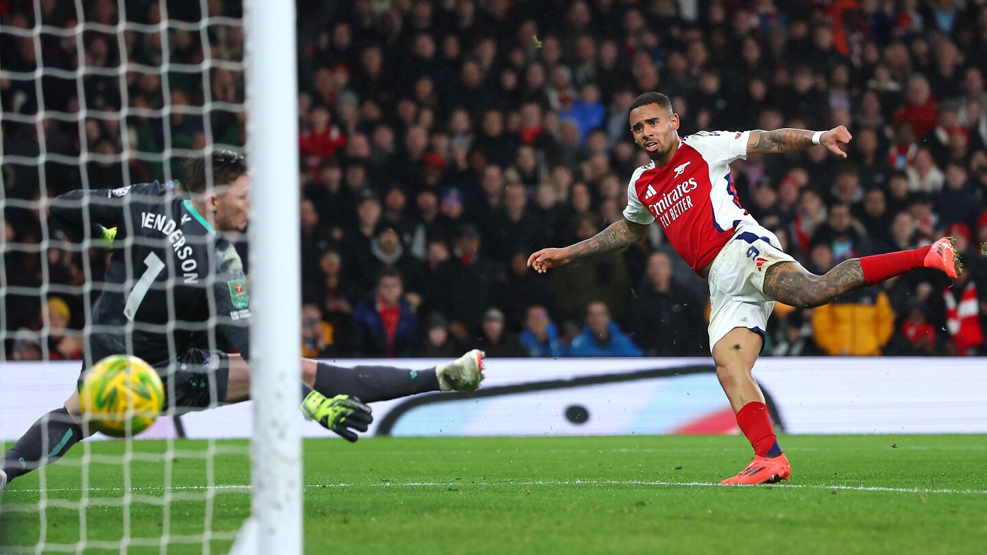 Arsenal's Jesus Scores Hat-Trick In 3-2 Win Against Crystal Palace