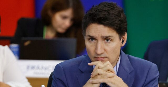 Canada's Instability: Is Trudeau's Government On The Brink Of Collapse?