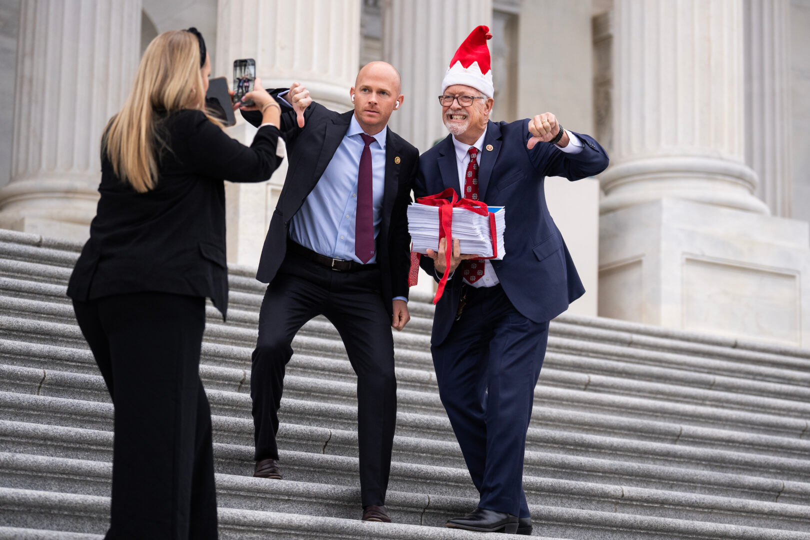 Capitol Lens:  Tracking Elf Awareness Through The Roll Call