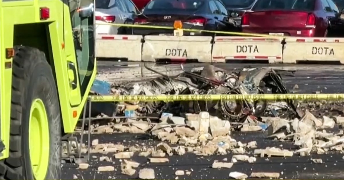 Honolulu Plane Crash Kills Two Pilots: Building Impact Confirmed